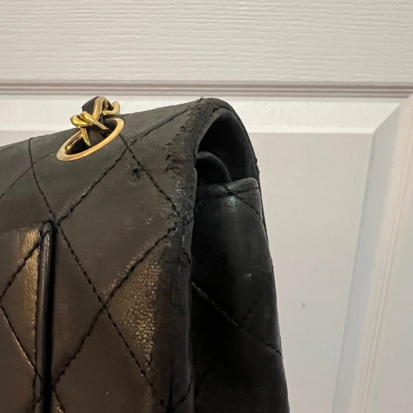 *SOLD* Vintage Chanel Small Double Flap in Black with Gold Hardware - Picture 14 of 15